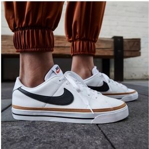 Nike Women's Court Legacy Shoes